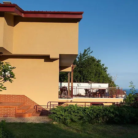 Holiday home Omnia